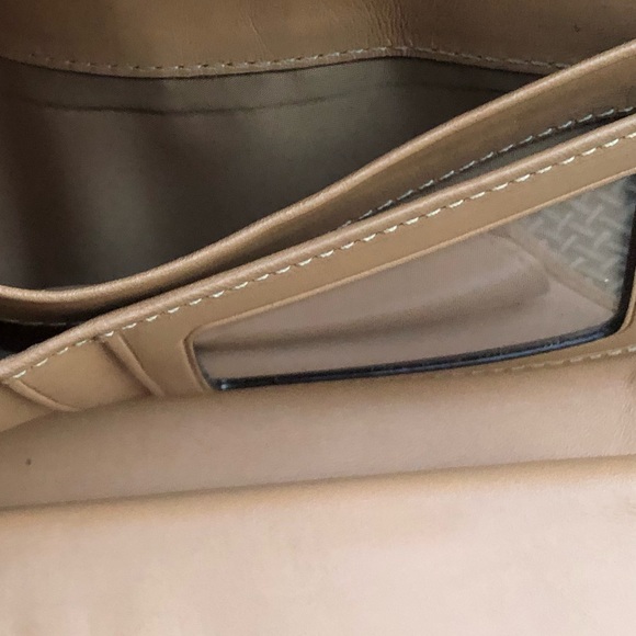 Coach Wallet - Picture 5 of 8